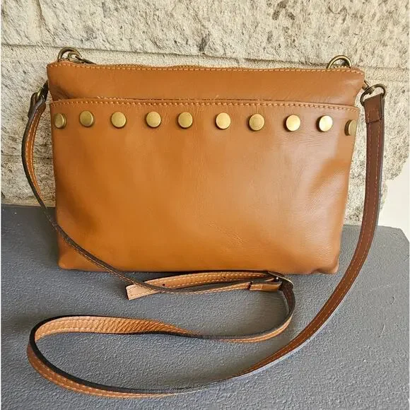 Valentina Fiore Made in Italy with Finest Leather Crossbody Stud Bag. NWT, New - Picture 2 of 10